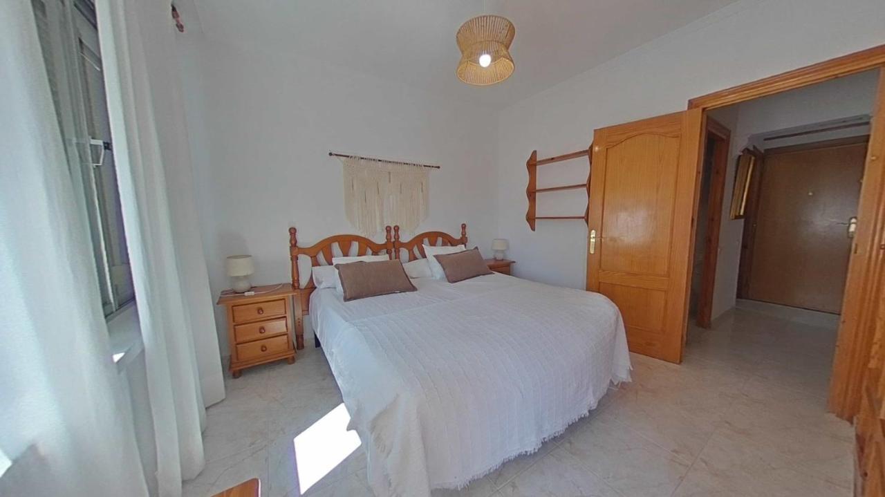 Acogedor En La Carihuela Con Plaza De Garaje Garantizada! Sol Montemar Daire Torremolinos Dış mekan fotoğraf