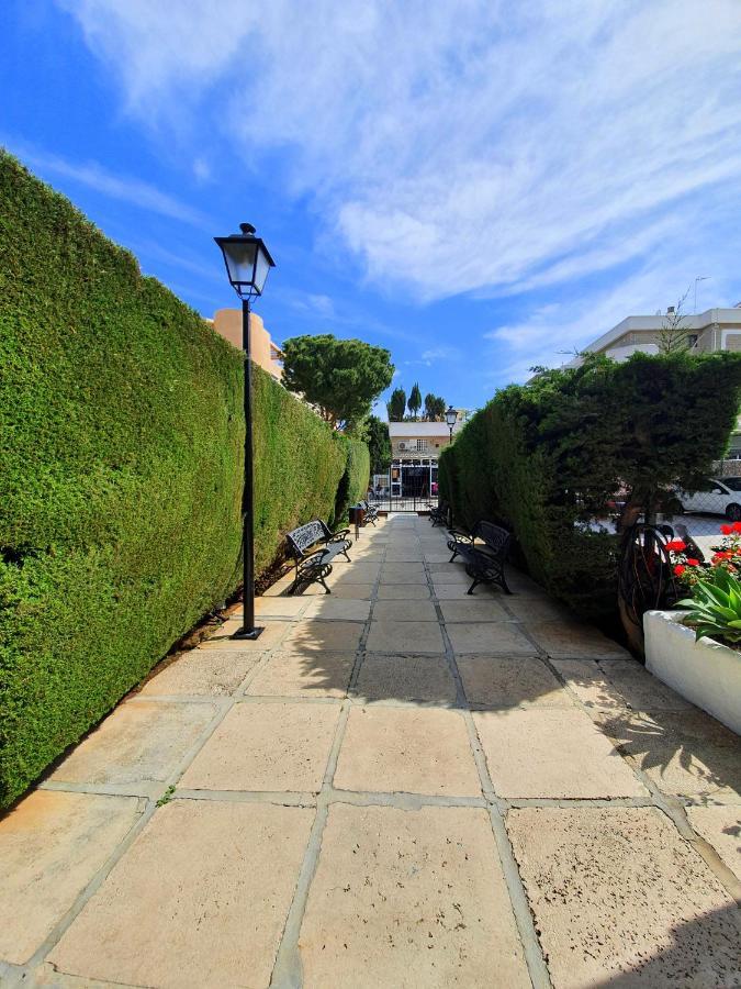 Acogedor En La Carihuela Con Plaza De Garaje Garantizada! Sol Montemar Daire Torremolinos Dış mekan fotoğraf