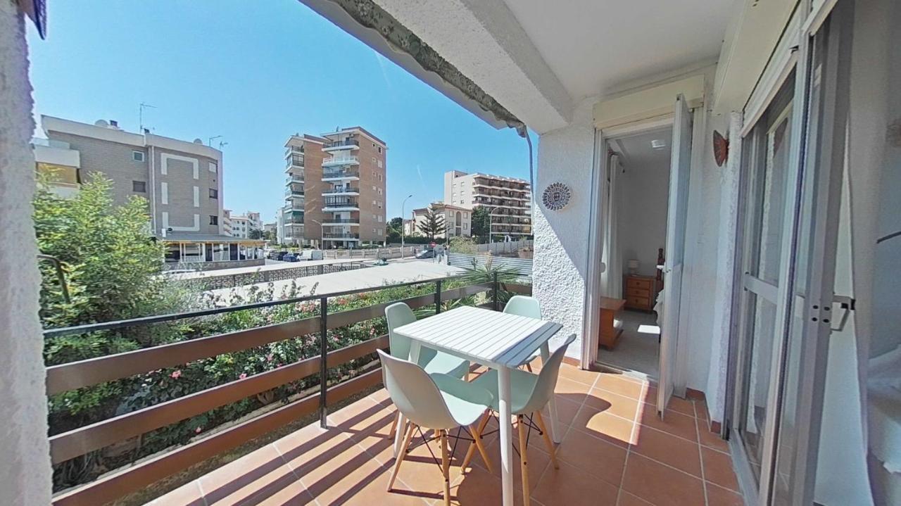 Acogedor En La Carihuela Con Plaza De Garaje Garantizada! Sol Montemar Daire Torremolinos Dış mekan fotoğraf